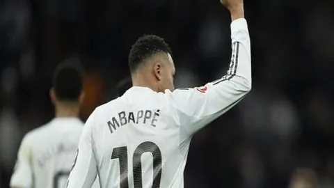 赵睿对位大乐透期号专家推荐，球迷质疑实力匹配